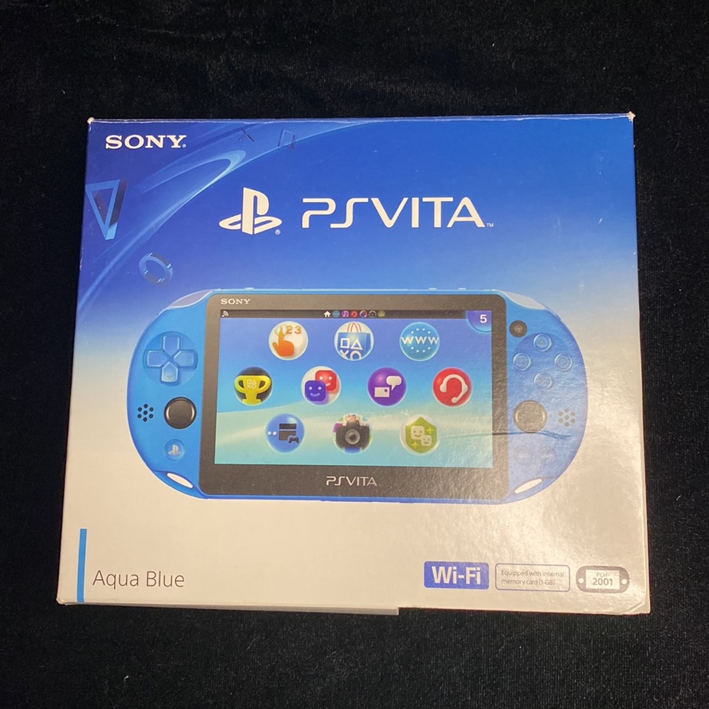 PSVITA Aqua blue bundle - Picture 3 of 11